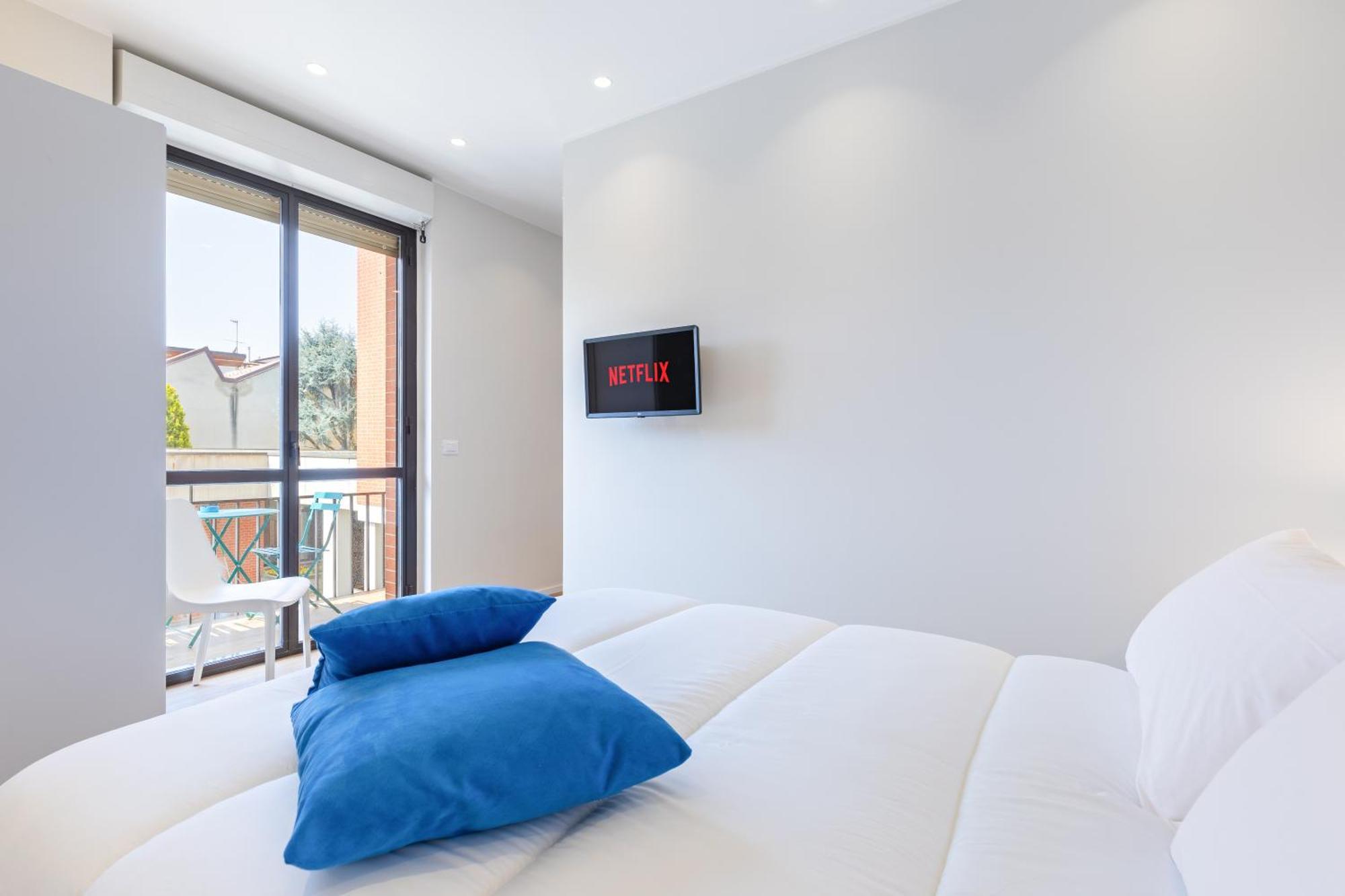 C8 Apartments 阿斯蒂 外观 照片