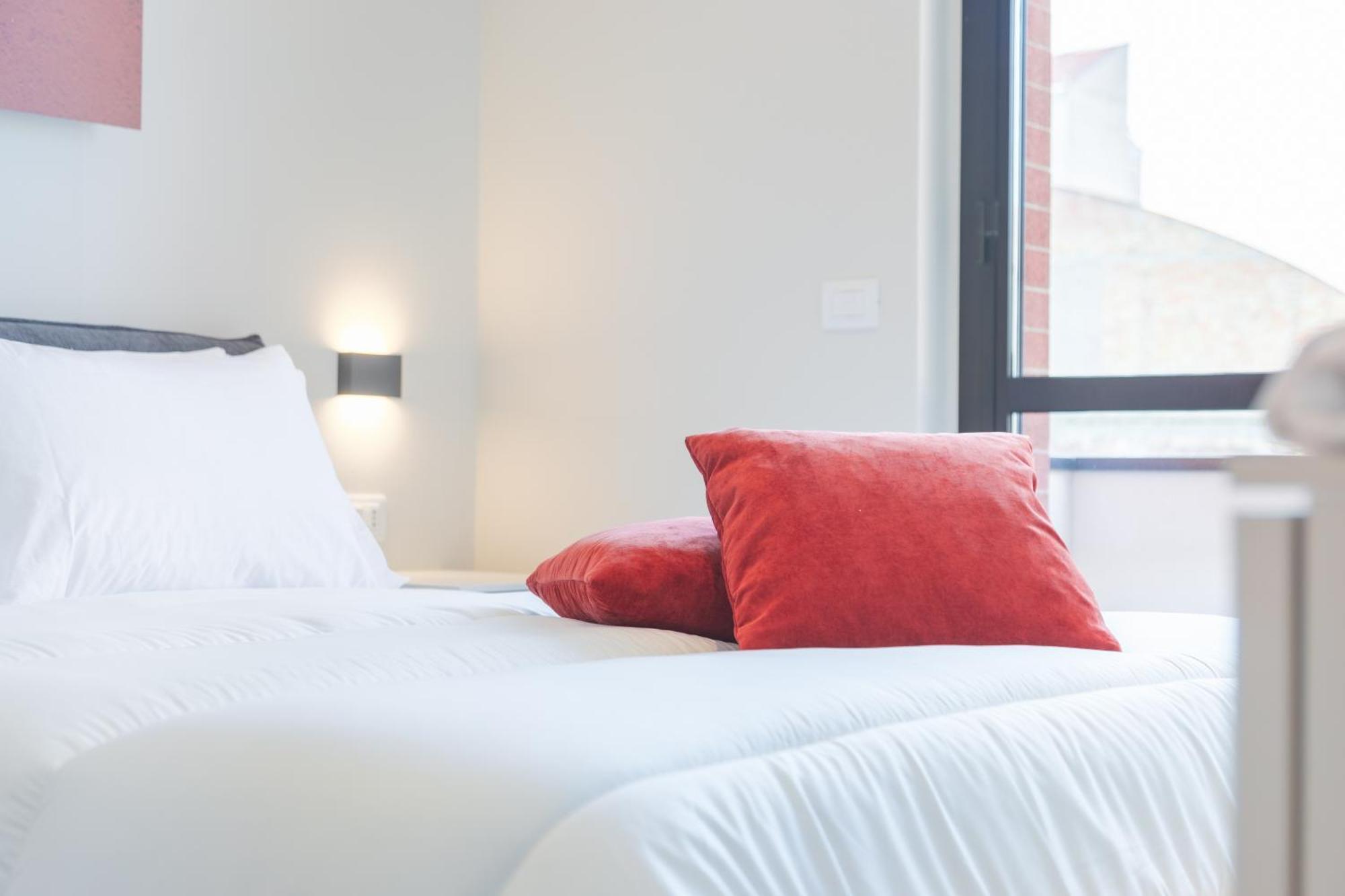 C8 Apartments 阿斯蒂 外观 照片