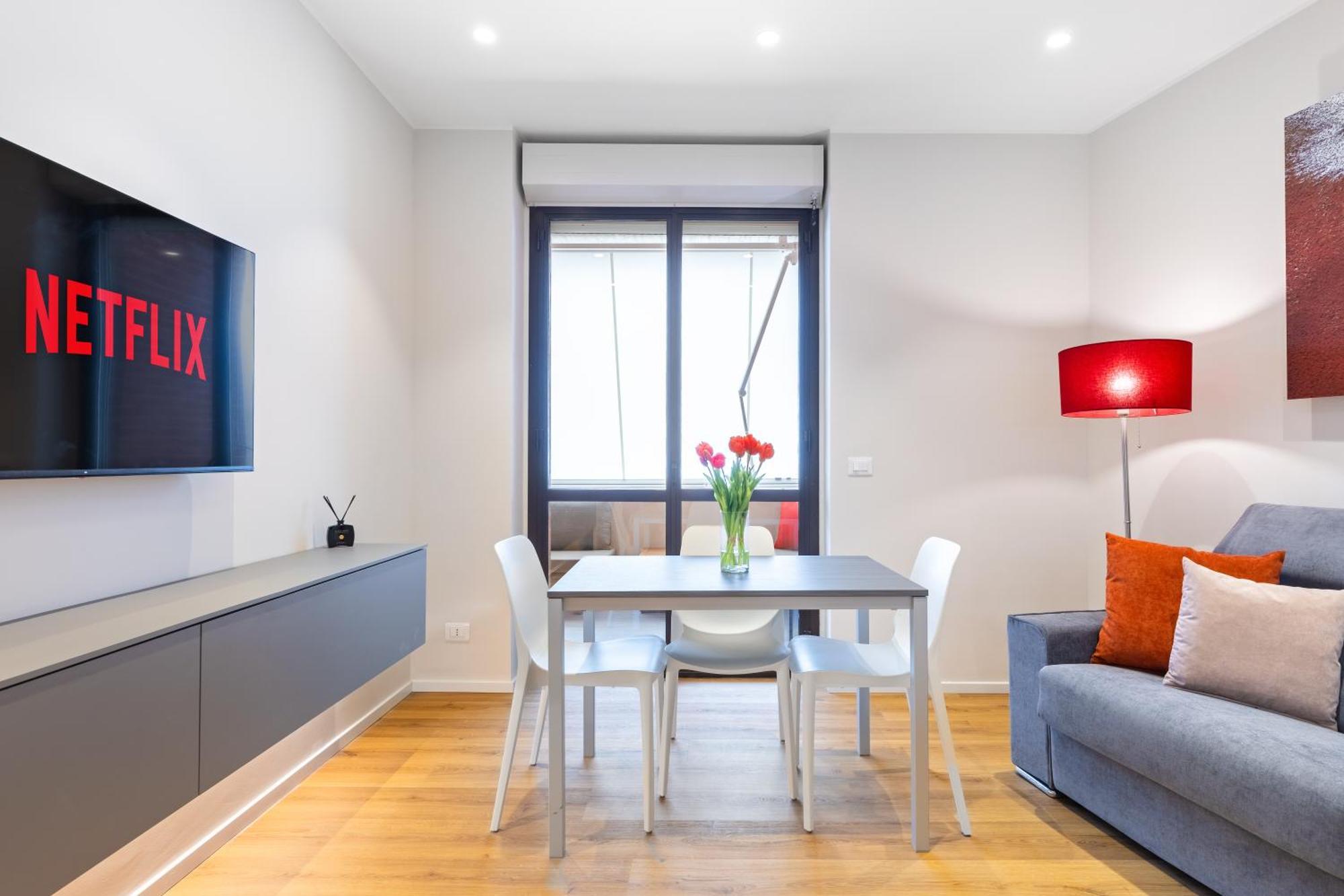 C8 Apartments 阿斯蒂 外观 照片
